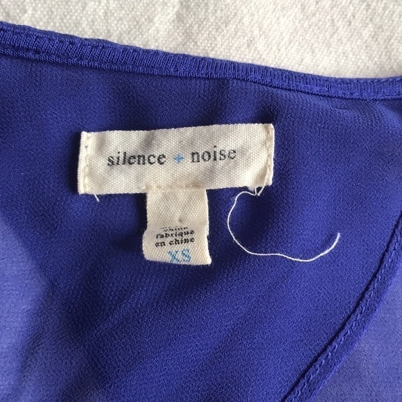 SILENCE + Noise Keyhole Tank Size XS - Picture 2 of 6